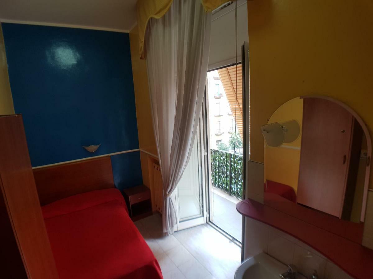 Hotel Ginevra Naples Luaran gambar