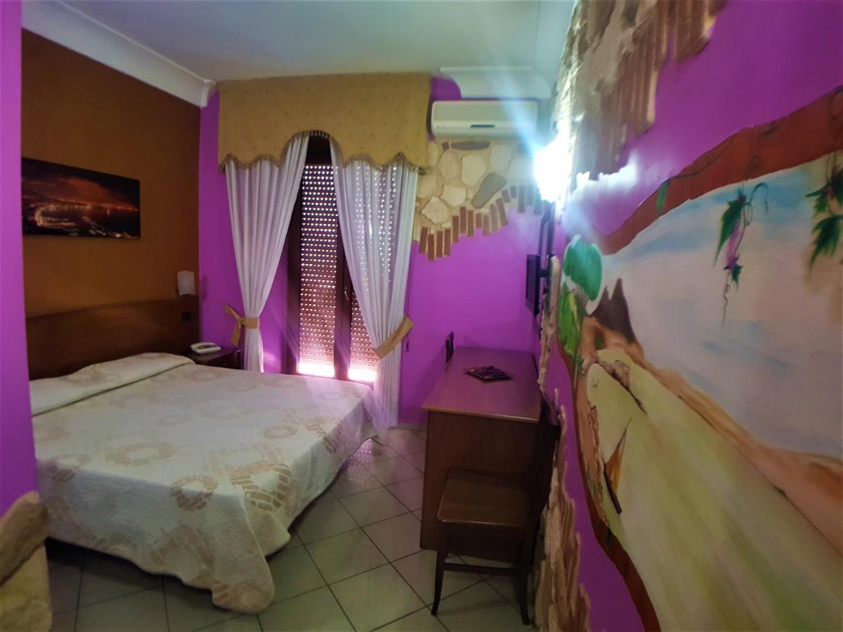 Hotel Ginevra Naples Luaran gambar